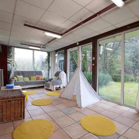 Spacious Near Baraque De Fraiture Holiday home Vielsalm
